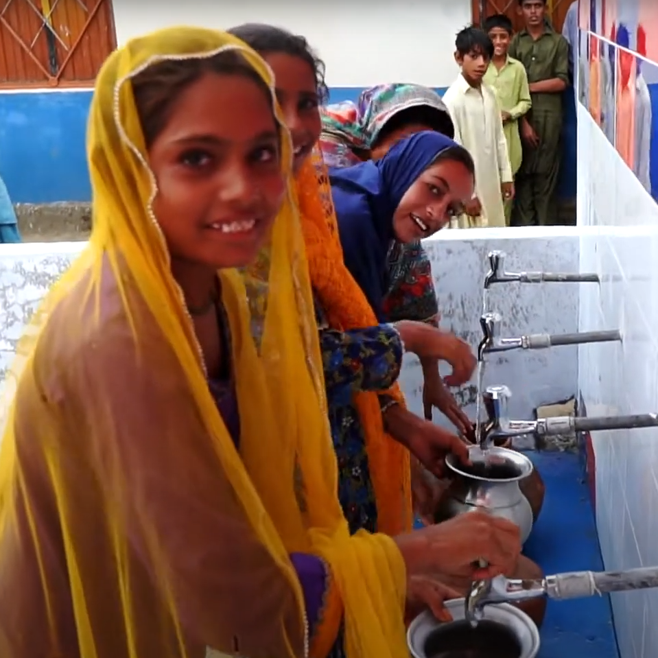 Solar Powered Reverse Osmosis Filtration Plant