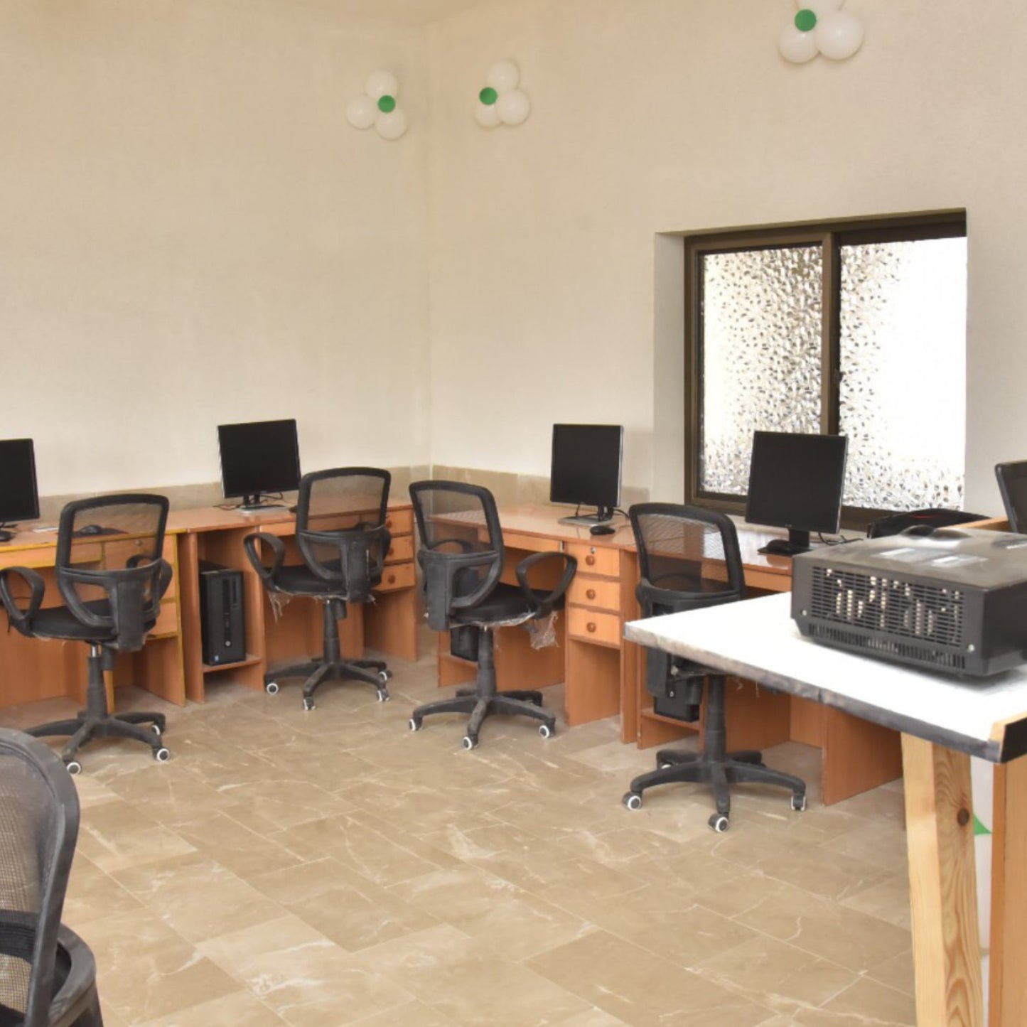 Secondary School (400 Students)