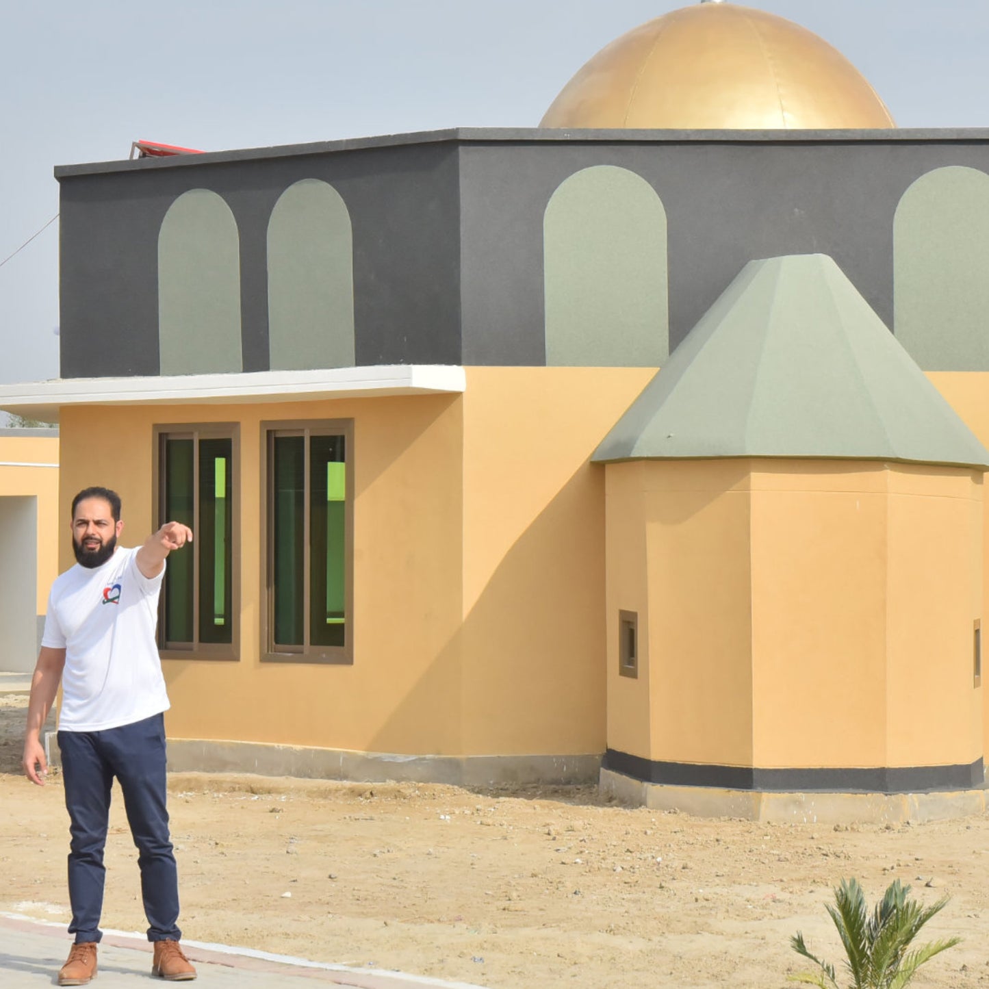 Infrastructure Package (Land, Roads, Lights, Gate, Office & More) - Model City 2